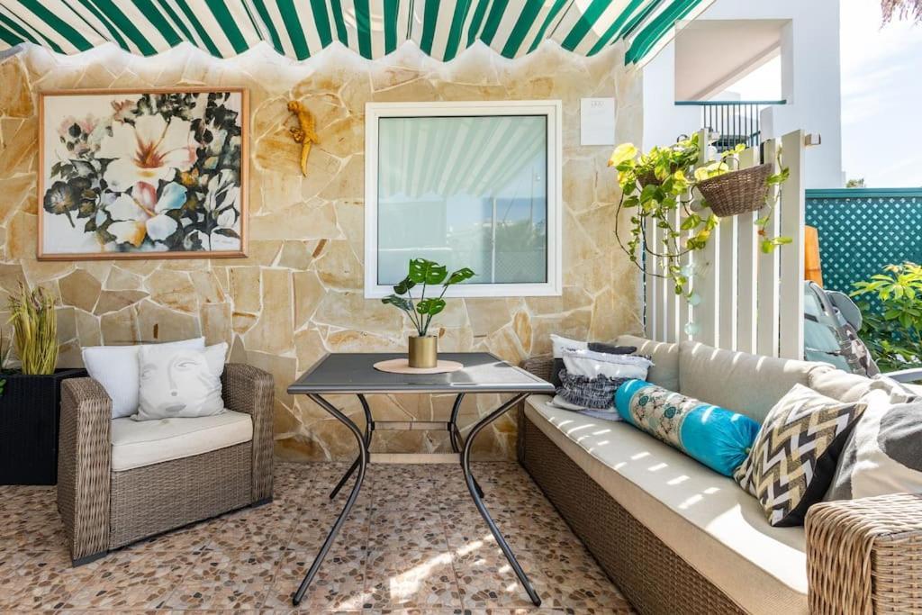 Beachfront Private Apartment In Pueblo Torviscas Sunset Harbour Costa Adeje (Tenerife) Exterior foto